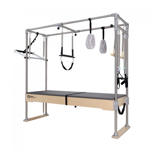 ピラティスマシン「キャデラック（タワー）」の特徴や効果を紹介！